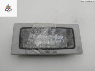 фонарь салона (плафон) Volkswagen Polo 3 поколение 1999, 1.4 л., бензин, МКПП, зелёный, универсал