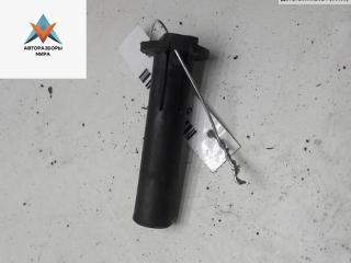 кронштейн радиатора Volkswagen Passat B5 [рестайлинг] 2001, 2.5 л., дизель, АКПП, чёрный, универсал, 3B0121200