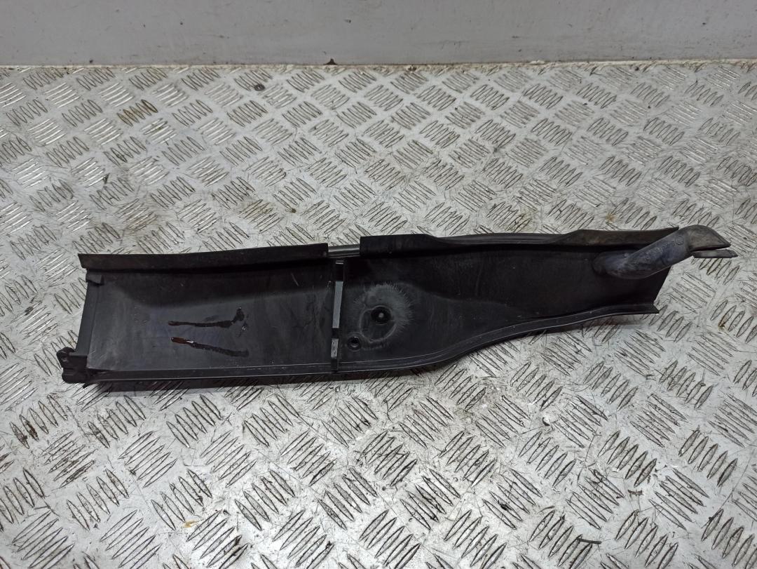 пластик моторного отсека BMW 3 серия E90/E91/E92/E93 2007, 2.0 л., дизель, МКПП, серый, седан, 6925974 - фото №1