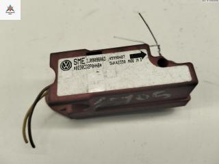 датчик AirBag Volkswagen Golf 4 поколение 1999, 1.4 л., бензин, МКПП, синий, хетчбэк 3 дв., 1J0909606D