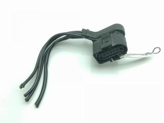 разъем (фишка) проводки BMW 3 E90/E91/E92/E93 2007, 2.0 л., дизель, МКПП, серый, седан, 7786896