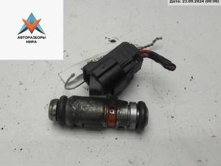 форсунка Volkswagen Golf 4 поколение 1998, 1.4 л., бензин, МКПП, белый, хетчбэк 5 дв., 036031C