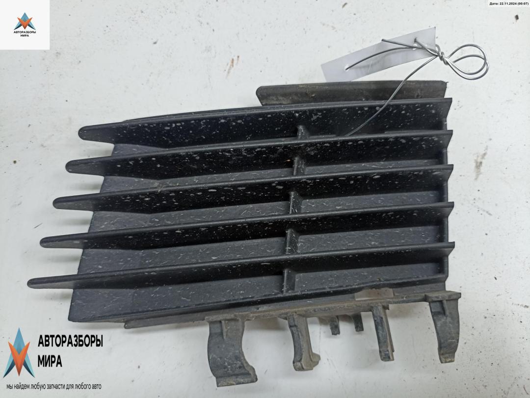 заглушка (решетка) в бампер Opel Vectra C 2004, 1.8 л., бензин, МКПП, чёрный, седан, 09186127 - фото №1