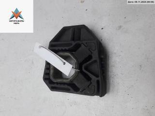 кронштейн радиатора Volkswagen Touran 1 поколение 2005, 1.9 л., дизель, МКПП, чёрный, минивэн, 1K0121867D