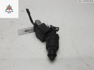 форсунка Volkswagen Golf 4 поколение 1998, 1.6 л., бензин, МКПП, чёрный, хетчбэк 5 дв., 037906031AA