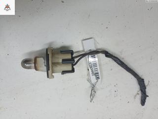 Патрон лампы фонаря Opel Sintra 1 поколение 1997, 2.2 л., бензин, МКПП, зелёный, минивэн