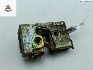 замок двери задней правой Volkswagen Passat B3 1991, 1.8 л., бензин, АКПП, красный, седан