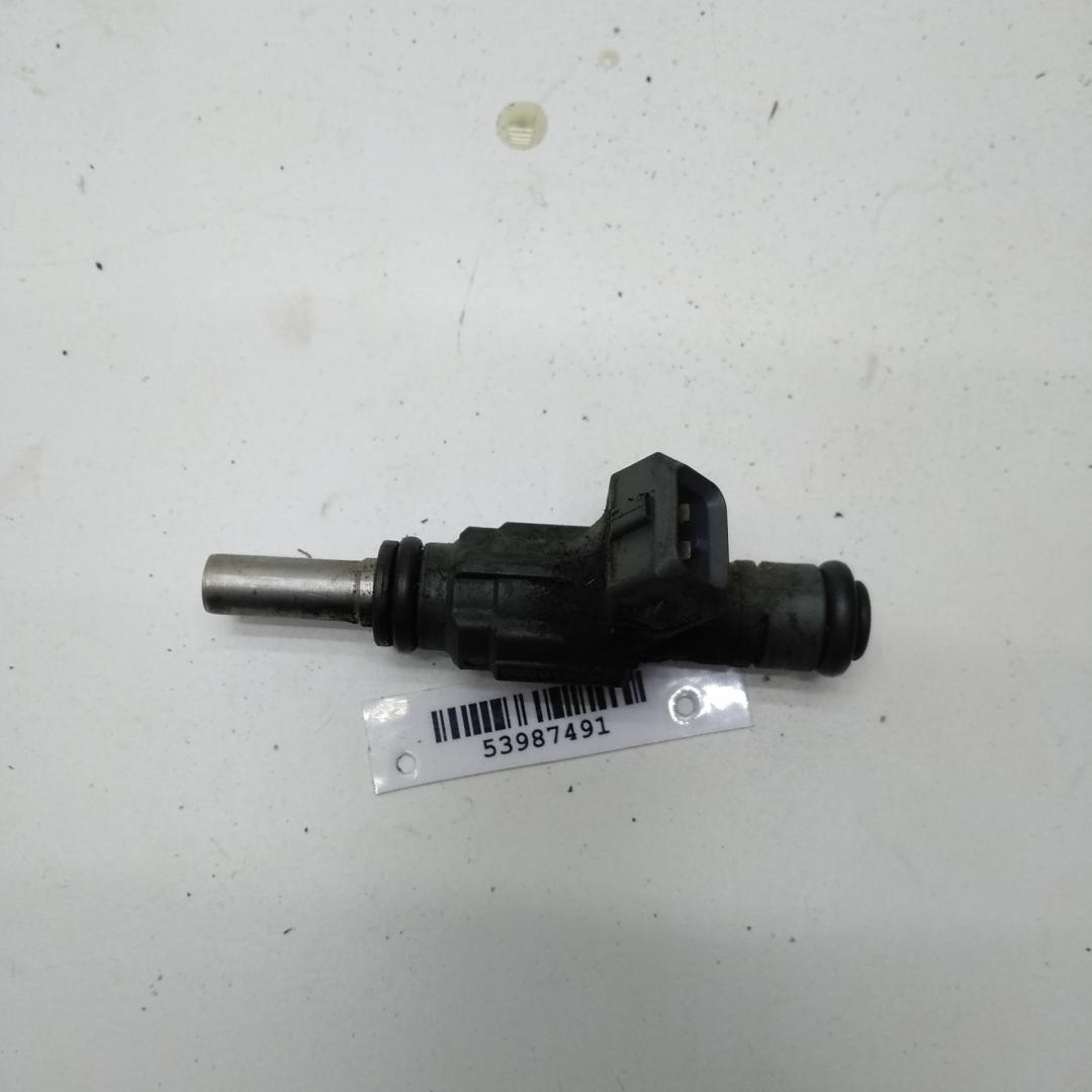 форсунка Volkswagen Passat B5 1999, 1.8 л., бензин, МКПП, синий, универсал