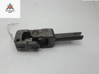 рулевой карданчик Volkswagen Golf 3 поколение 1994, 1.8 л., бензин, МКПП, красный, хетчбэк 5 дв.