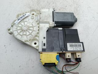 моторчик стеклоподъемника передний правый Citroen C8 2006, 2.2 л., дизель, МКПП, серый, минивэн, 985174103