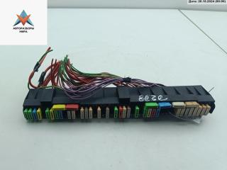 блок предохранителей BMW 5 серия E39 1997, 2.8 л., бензин, АКПП, зелёный, универсал, 8366570