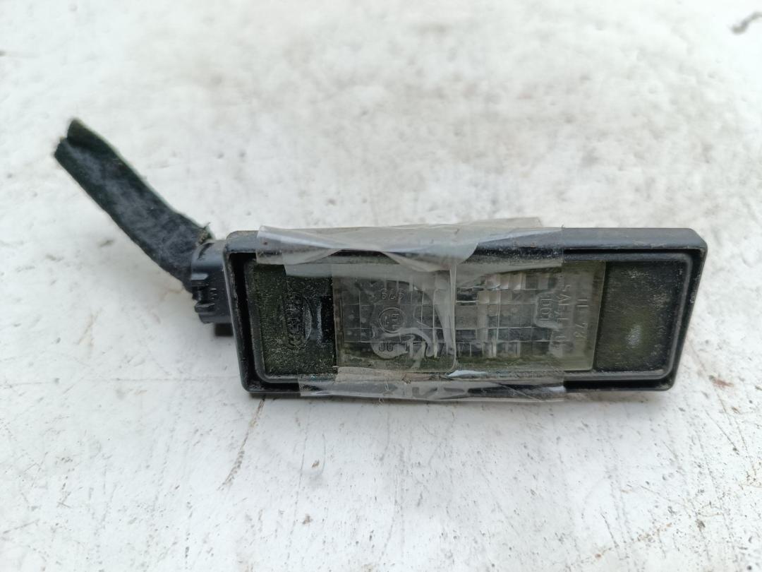 подсветка номера Citroen C8 1 поколение 2006, 2.2 л., дизель, МКПП, серый, минивэн, 9635678580 - фото №1