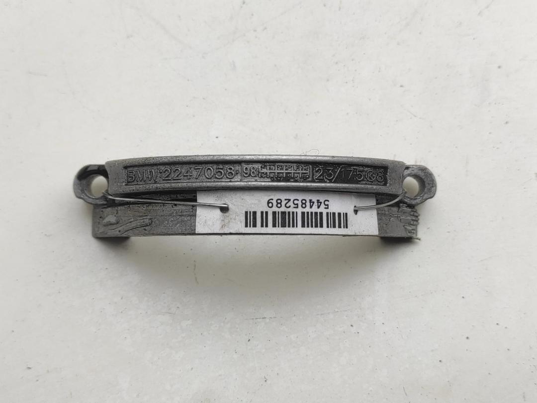 кронштейн (крепление) BMW 5 E39 2001, 2.5 л., дизель, МКПП, синий, универсал, 2247058