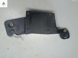 кронштейн (крепление) Opel Astra G 1999, 1.6 л., бензин, МКПП, красный, хетчбэк 5 дв., 90588767