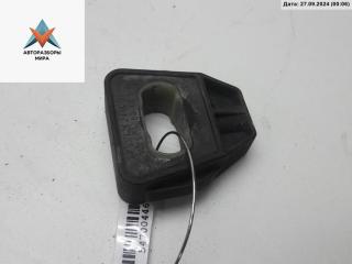 кронштейн радиатора Volkswagen Golf 4 поколение 1999, 2.0 л., бензин, МКПП, серый, хетчбэк 3 дв., 1U0121367A