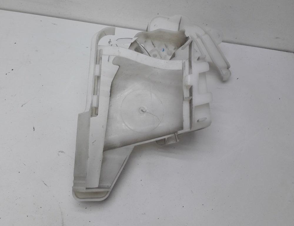 пластик Volkswagen Passat B6 2007, 1.9 л., дизель, МКПП, чёрный, универсал, 3C0837868B