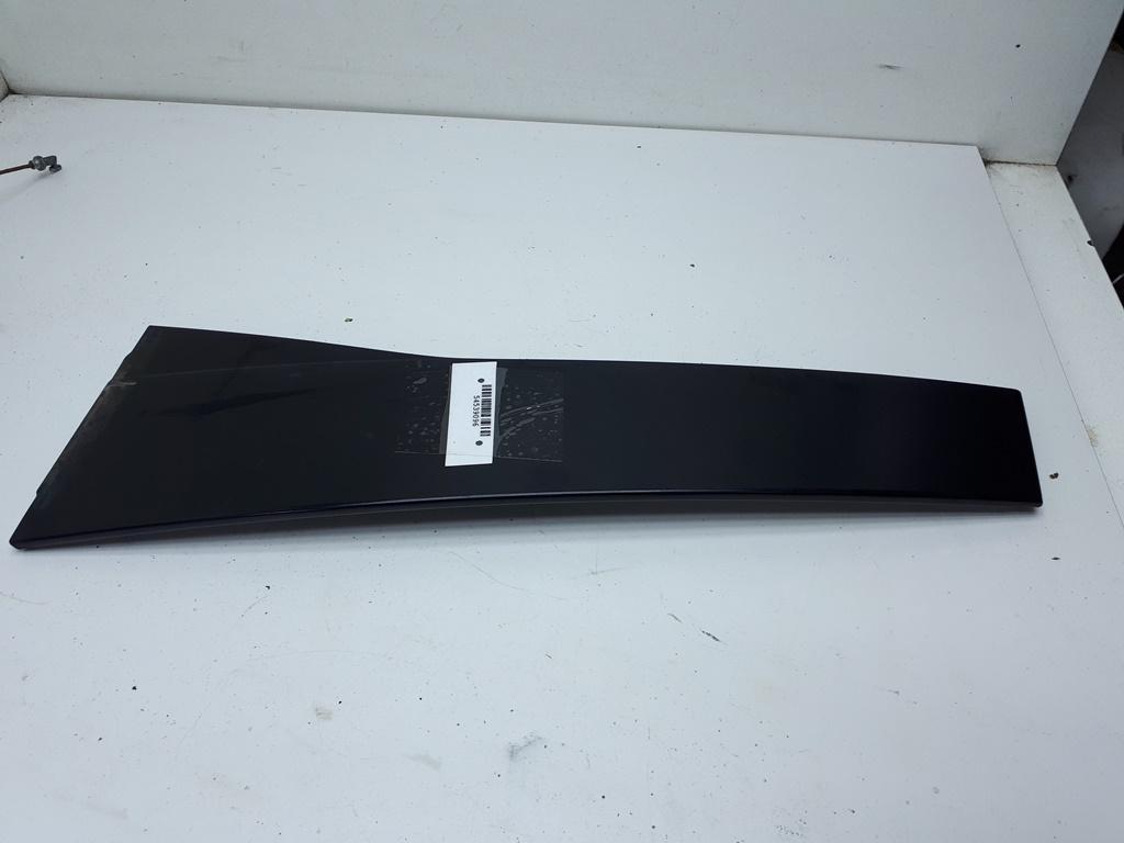 молдинг двери задней левой Volkswagen Passat B6 2006, 2.0 л., дизель, МКПП, серый, универсал, 3C9839903