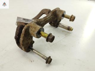 скоба суппорта Mazda Premacy CP [рестайлинг] 2004, 2.0 л., бензин, АКПП, синий, минивэн