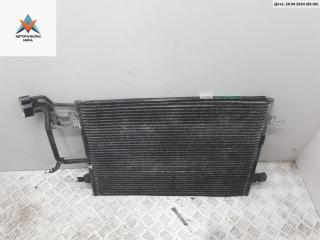 радиатор кондиционера Volkswagen Passat B5 1999, 1.9 л., дизель, МКПП, чёрный, универсал, 8D0260401G