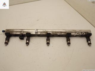 топливная рампа Volvo C70 2 поколение 2007, 2.5 л., бензин, АКПП, синий, кабриолет