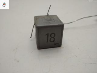 реле (прочие) Volkswagen Transporter T4 1994, 2.4 л., дизель, МКПП, белый, микроавтобус, 191937503