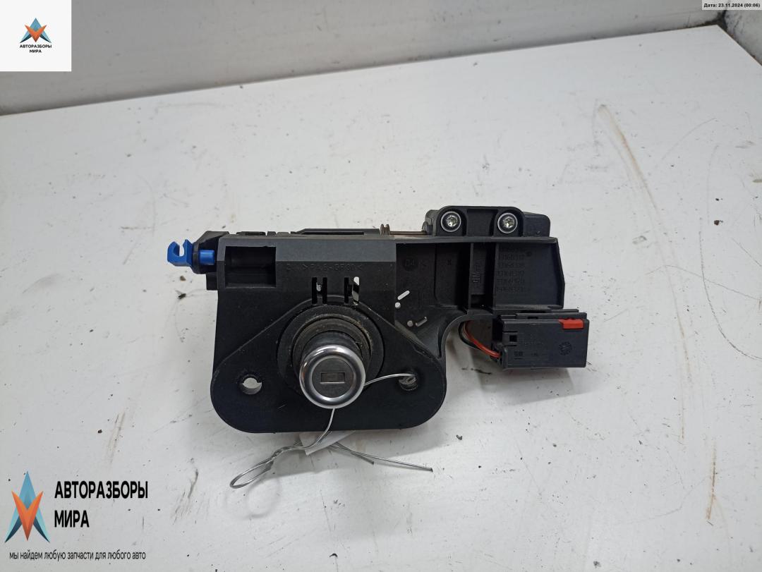 кнопка открытия багажника Opel Meriva 1 поколение (A) 2005, 1.7 л., дизель, МКПП, серый, минивэн, 13168316 - фото №1