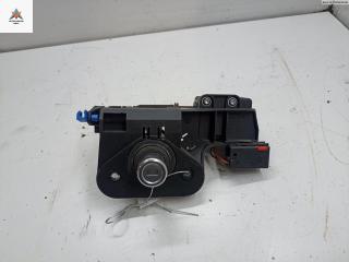 кнопка открытия багажника Opel Meriva 1 поколение (A) 2005, 1.7 л., дизель, МКПП, серый, минивэн, 13168316