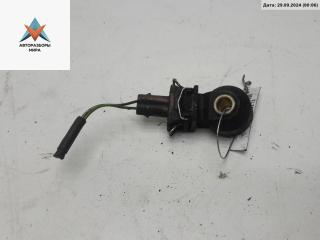 датчик детонации Volkswagen Golf 4 поколение 1998, 2.0 л., бензин, АКПП, серый, хетчбэк 5 дв.