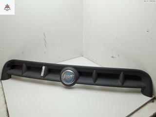 решетка радиатора Fiat Doblo 1 поколение [рестайлинг] 2005, синий, фургон, 735268388