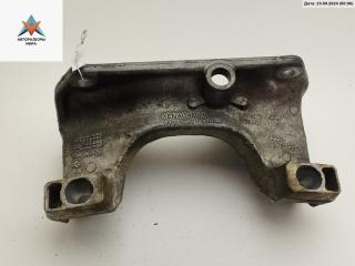 кронштейн КПП BMW 5 серия E60/E61 2005, 2.5 л., бензин, АКПП, серый, универсал, 6761103