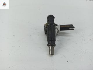 форсунка Audi A4 B7 2005, 2.0 л., бензин, МКПП, серый, универсал, 06B133551T