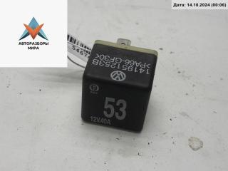 реле (прочие) Volkswagen Passat B3 1993, 1.8 л., бензин, АКПП, синий, универсал, 141951253B
