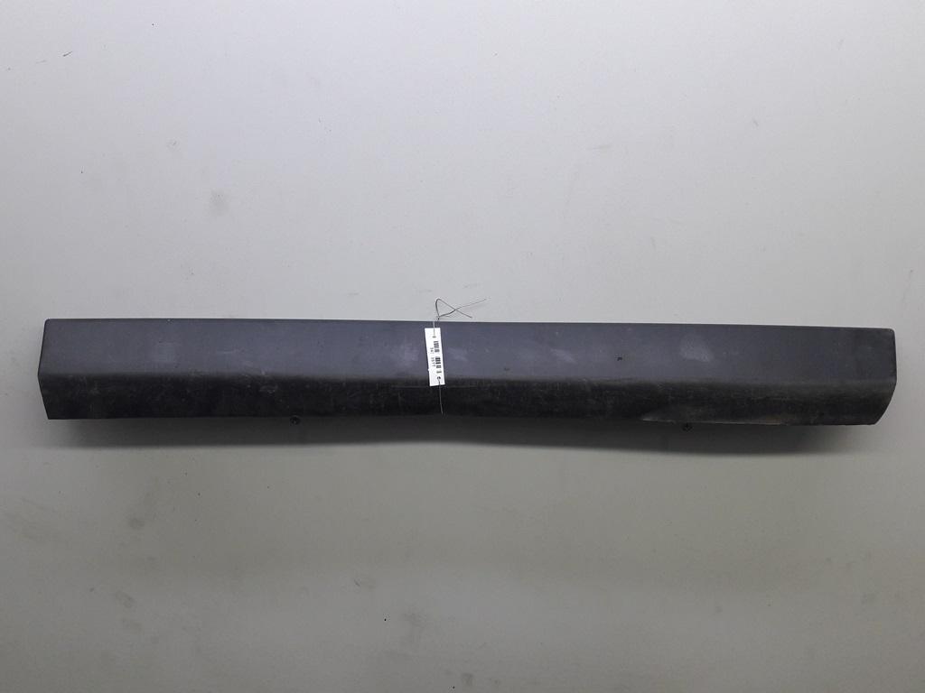 молдинг двери задней правой Volkswagen Passat B5+ (GP) 2001, 2.5 л., дизель, АКПП, серый, универсал, 3B0854950