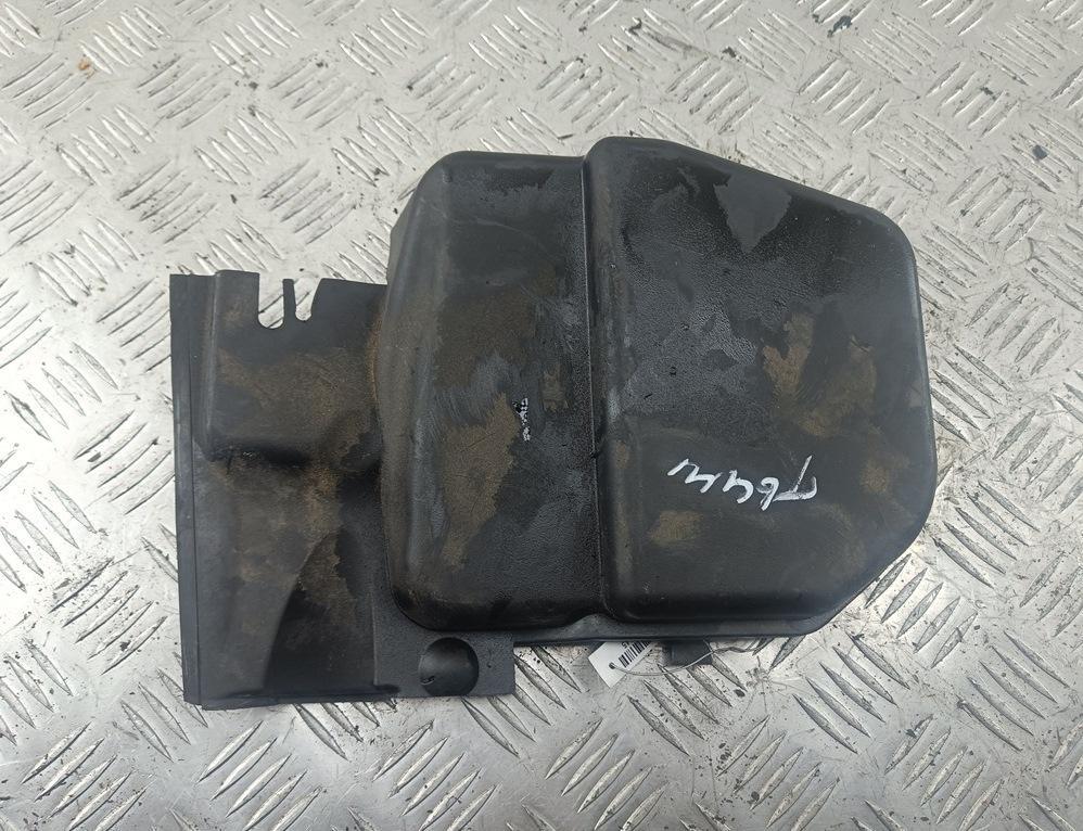 пластик моторного отсека BMW 1 E81/E87 2005, 2.0 л., дизель, МКПП, чёрный, хетчбэк 5 дв., 6925018