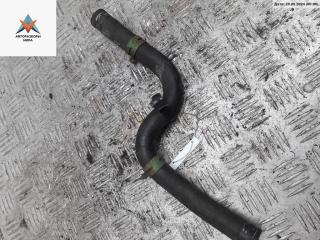 патрубок (трубопровод, шланг) Volkswagen Golf 3 поколение 1995, 1.6 л., бензин, МКПП, красный, хетчбэк 3 дв.