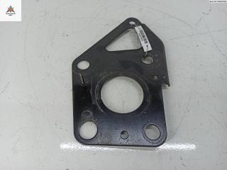 кронштейн (крепление) Audi A6 4B/C5 1999, 2.4 л., бензин, МКПП, серый, универсал, 4B0805499A