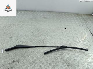 Щеткодержатель (поводок стеклоочистителя) передний Volkswagen Passat B6 2007, 1.9 л., дизель, МКПП, чёрный, универсал