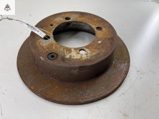 диск тормозной задний Mitsubishi Galant 8 поколение [рестайлинг] 1998, 2.0 л., бензин, МКПП, синий, универсал