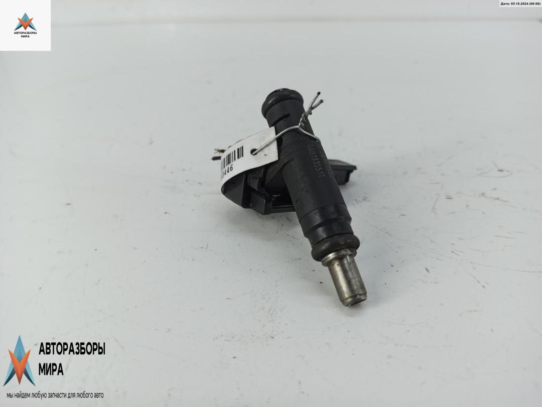 форсунка Audi A4 B7 2005, 2.0 л., бензин, МКПП, серый, универсал, 06B133551T - фото №1