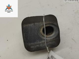 кронштейн радиатора Audi A4 B5 1994, 1.8 л., бензин, МКПП, красный, седан, 8D0121267C