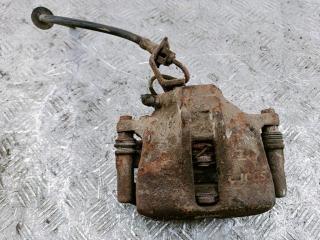 суппорт передний правый Volkswagen Passat B4 1994, 1.9 л., дизель, МКПП, красный, универсал