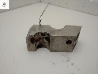 постель распредвала (бугель) Volkswagen Transporter T5 2003, 2.5 л., дизель, МКПП, серый, микроавтобус, U1599