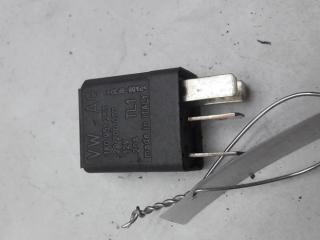 реле (прочие) Volkswagen Passat B6 2007, 2.0 л., дизель, МКПП, серый, универсал, 449