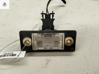 подсветка номера Skoda Fabia 1 поколение (6Y) [рестайлинг] 2005, 1.2 л., бензин, МКПП, чёрный, хетчбэк 5 дв., 6Y0943021B