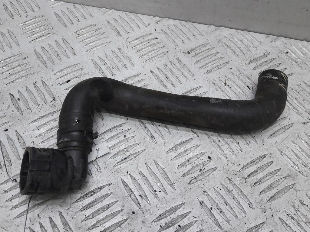 патрубок (трубопровод, шланг) Volkswagen Touran 1 поколение 2004, 2.0 л., дизель, МКПП, чёрный, минивэн, AZV - фото №1
