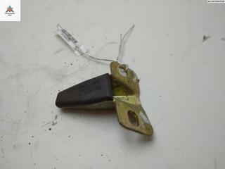 ответная часть (скоба) замка двери Volkswagen Transporter T4 1993, 2.4 л., дизель, МКПП, белый, микроавтобус, 701829733