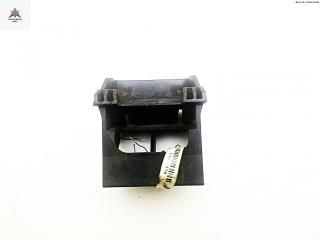 кронштейн радиатора BMW 5 серия E60/E61 2006, 2.0 л., дизель, МКПП, чёрный, универсал, 7542517