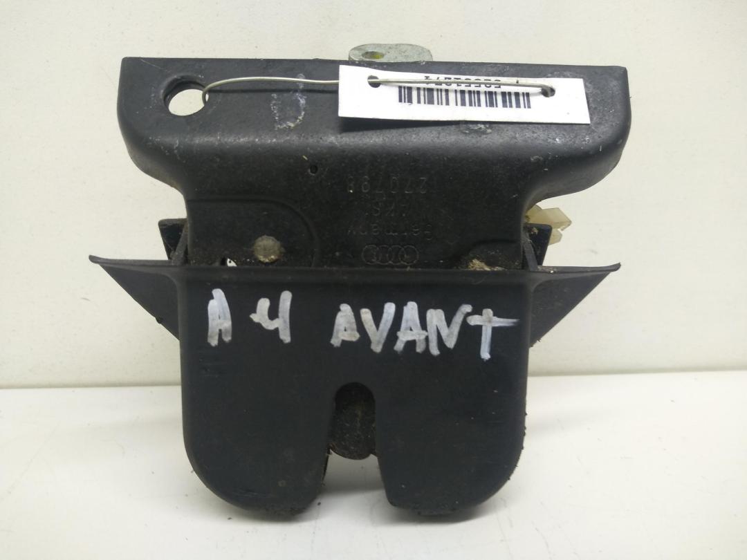 замок багажника Audi A4 B5 1998, универсал, 8D9827505D