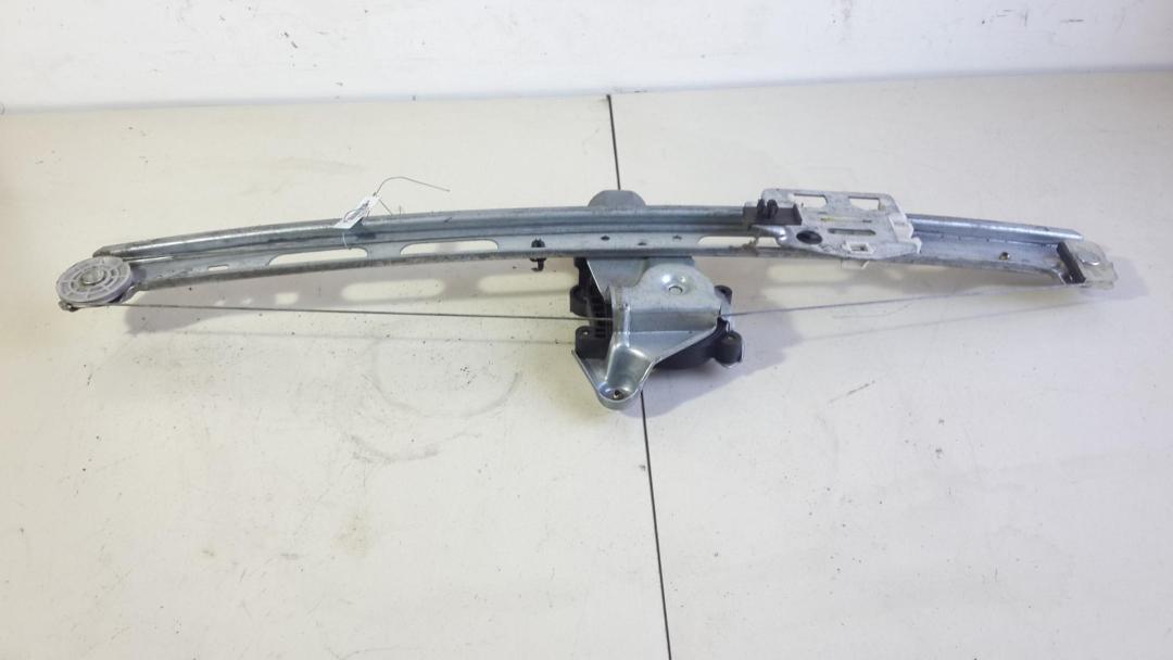 стеклоподъемник электрический задний левый Mercedes-Benz A W168 2001, 1.7 л., дизель, АКПП, зелёный, хетчбэк 5 дв., DVIG, A1687301346, A1688201342