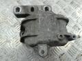 подушка крепления двигателя Volkswagen Touran 1 поколение 2004, 2.0 л., бензин, МКПП, серый, минивэн - фото №2